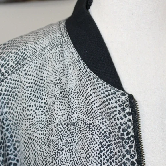 Robert Stock limited , bomber jacket 100% silk - Picture 6 of 9